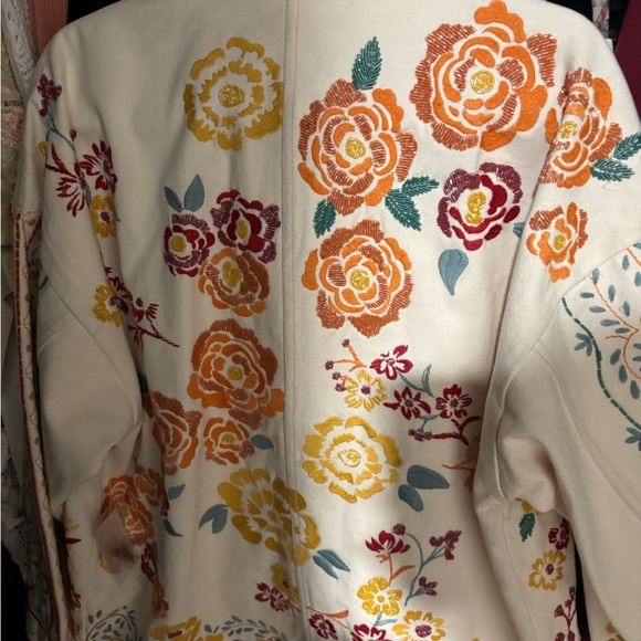 We The Free Cream Floral Embroidered Blazer - Picture 4 of 8